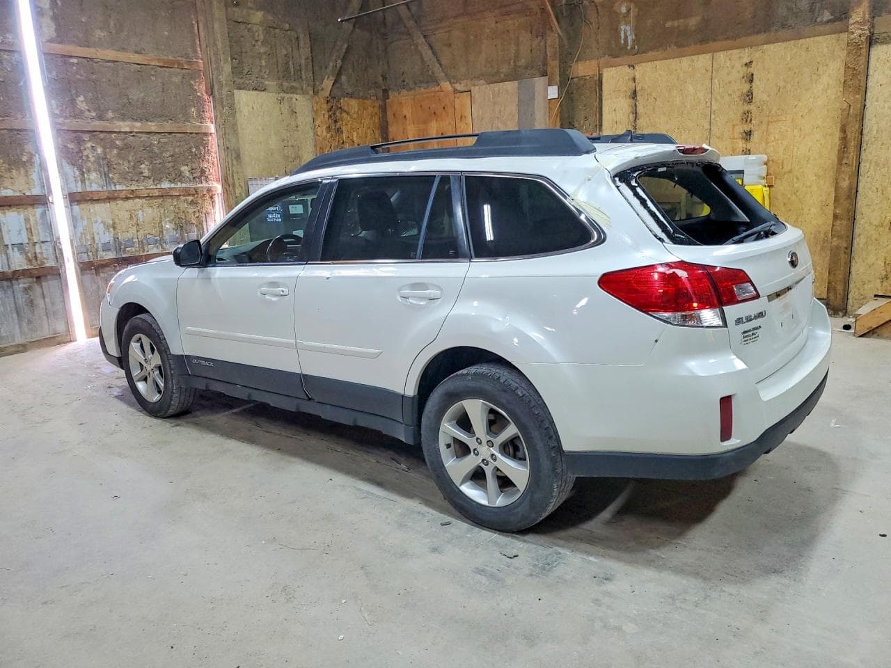2013 Subaru Outback 2.5I Limited - foto 2
