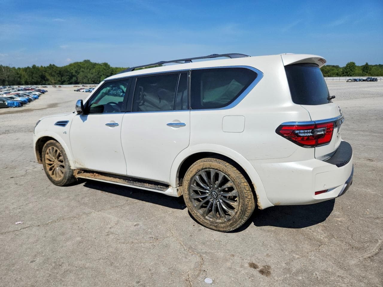 2021 Nissan Armada Platinum - foto 2