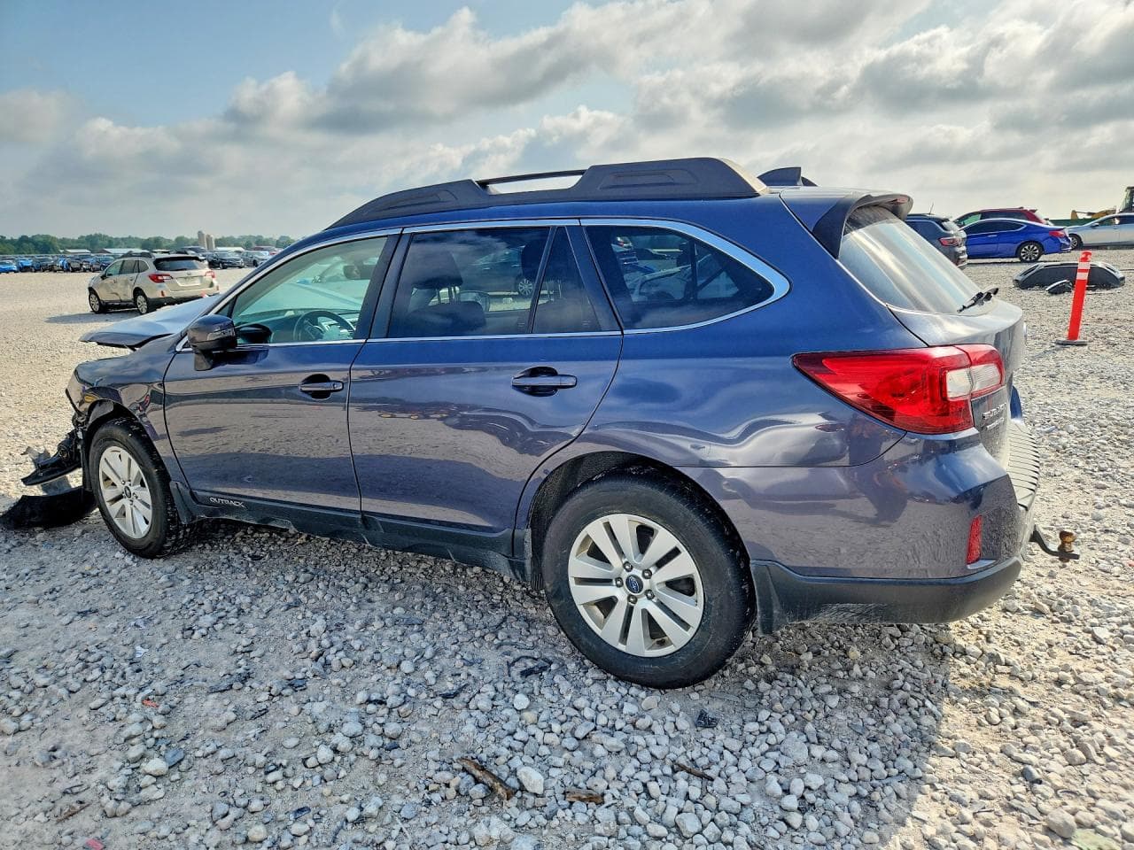 2017 Subaru Outback 2.5I Premium - foto 2