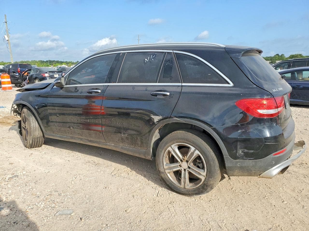 2017 Mercedes-Benz Glc 300 4Matic - foto 2