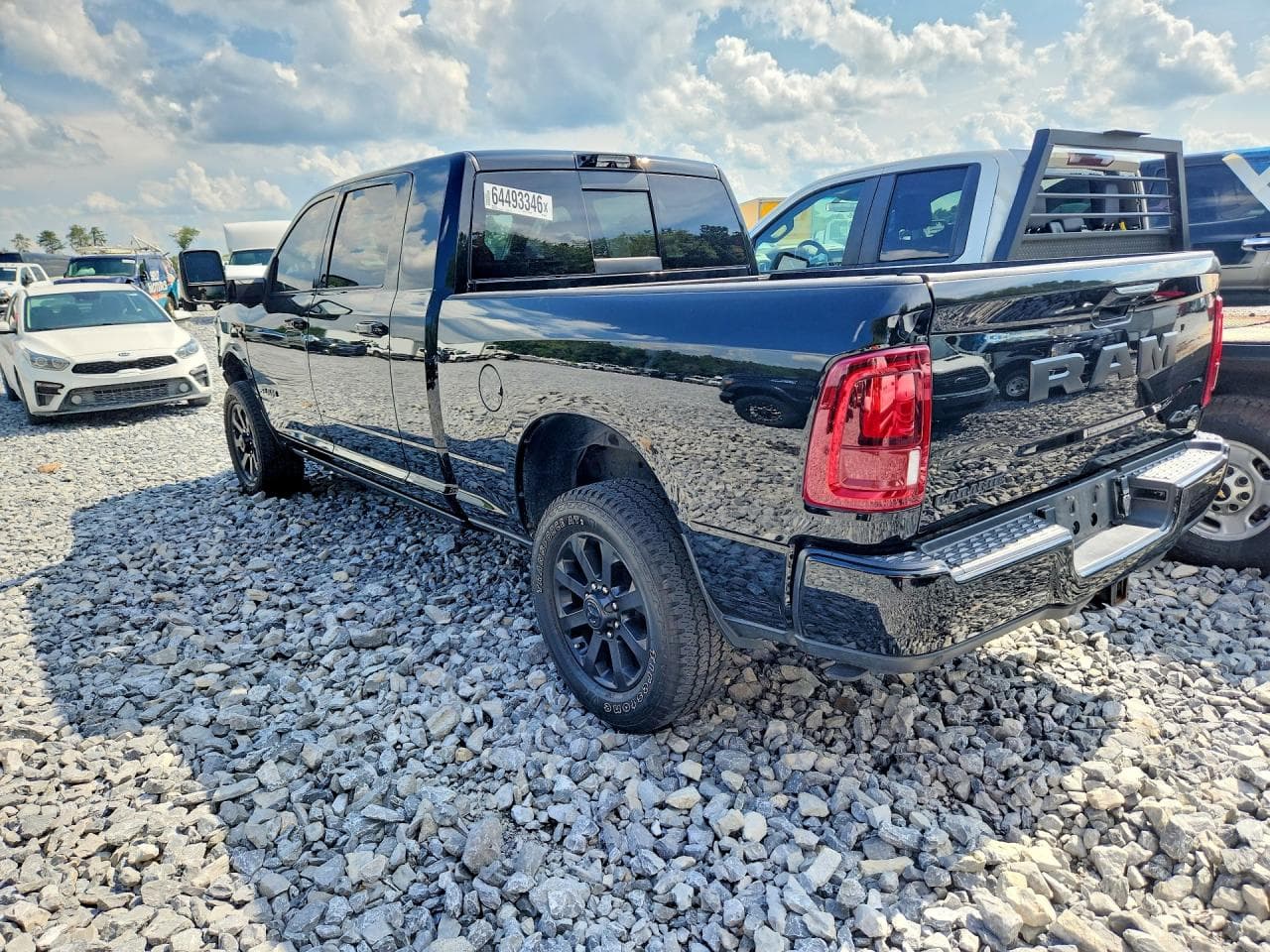 2025 Ram 3500 Laramie - foto 2