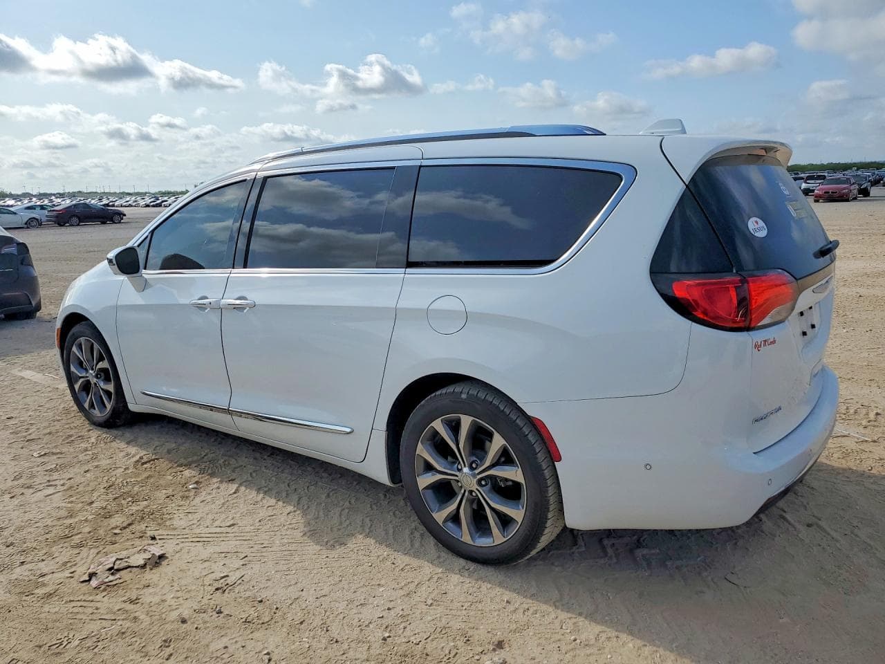 2017 Chrysler Pacifica Limited - foto 2