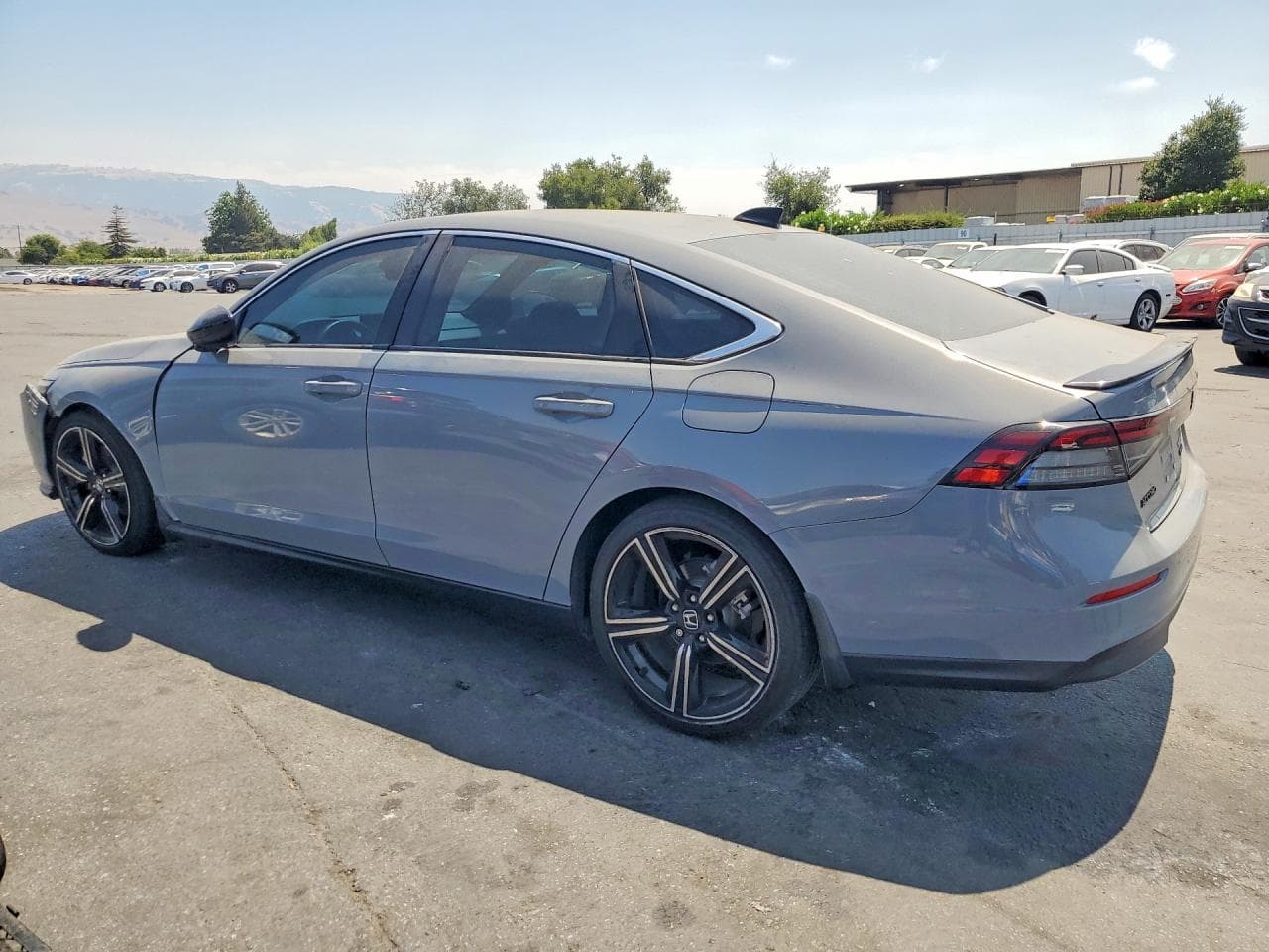 2025 Honda Accord Hybrid Sport - foto 2
