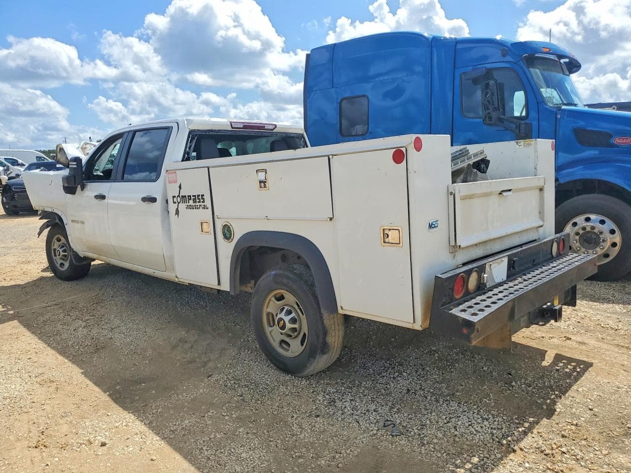 2021 Chevrolet Silverado C2500 Heavy Duty - foto 2