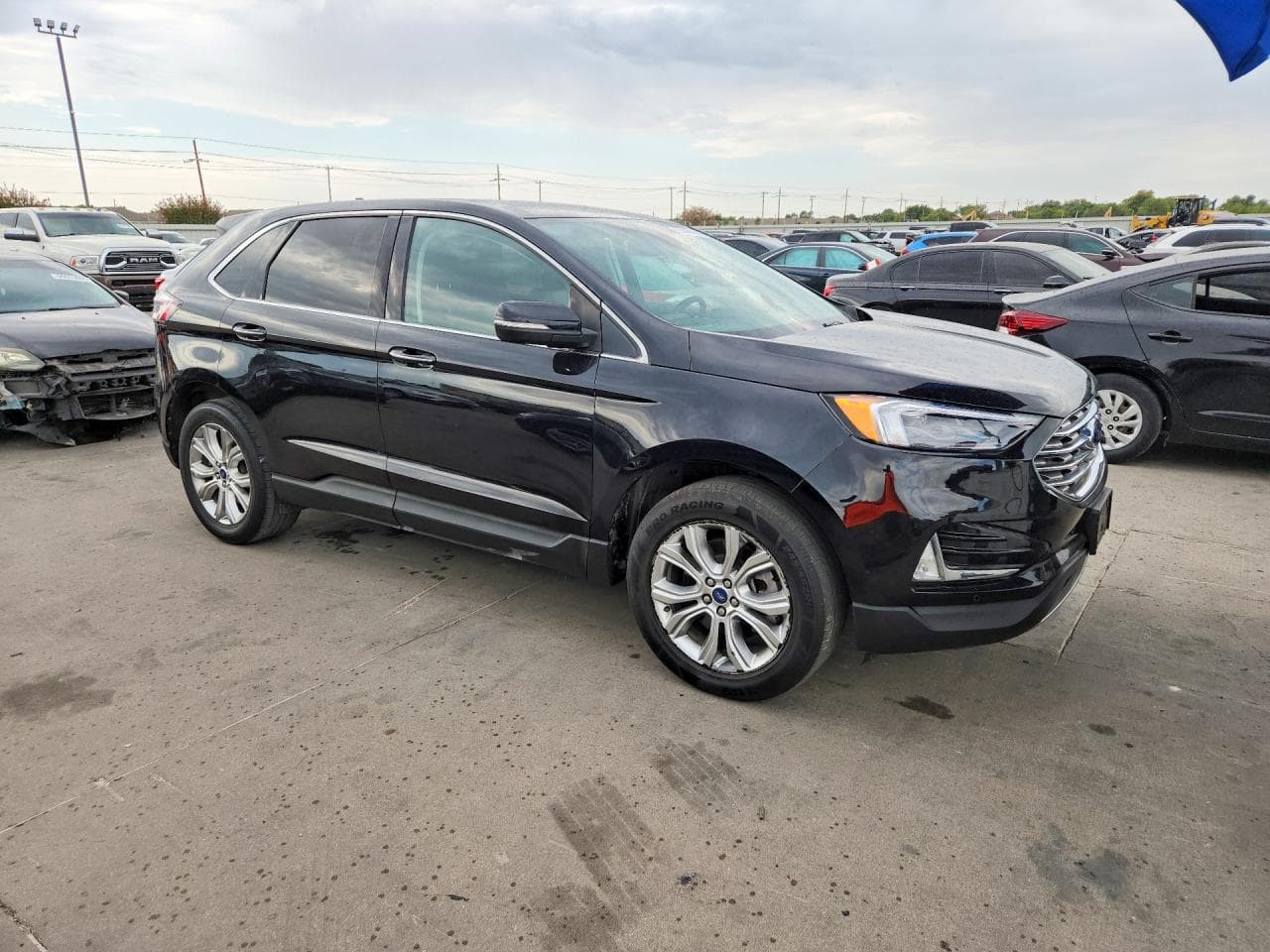 2022 Ford Edge Titanium - foto 4