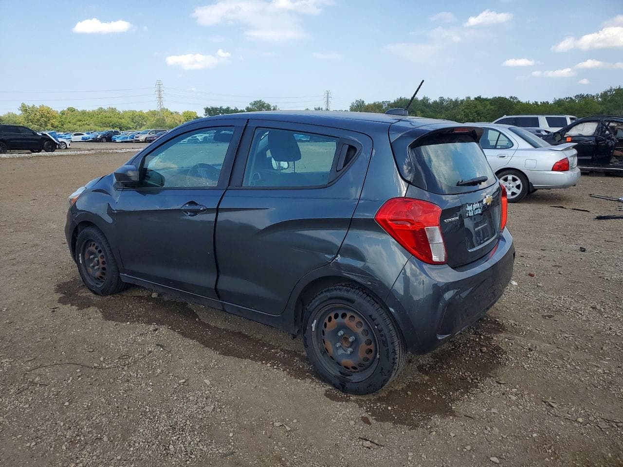 2020 Chevrolet Spark Ls - foto 2