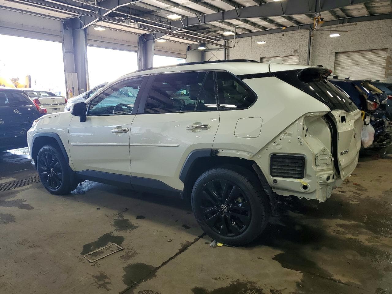 2019 Toyota Rav4 Limited - foto 2