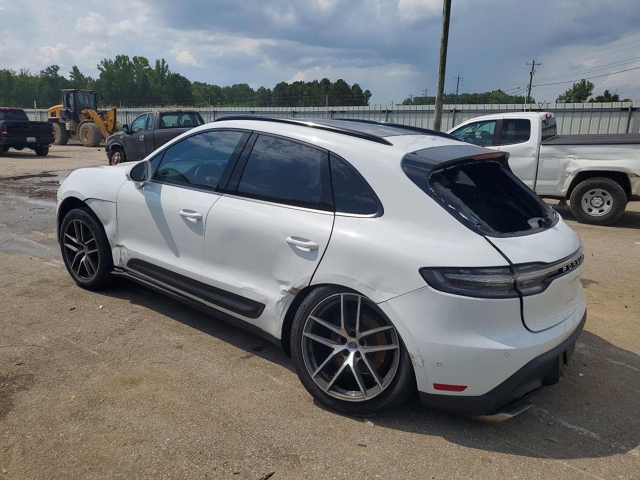2022 Porsche Macan - foto 2