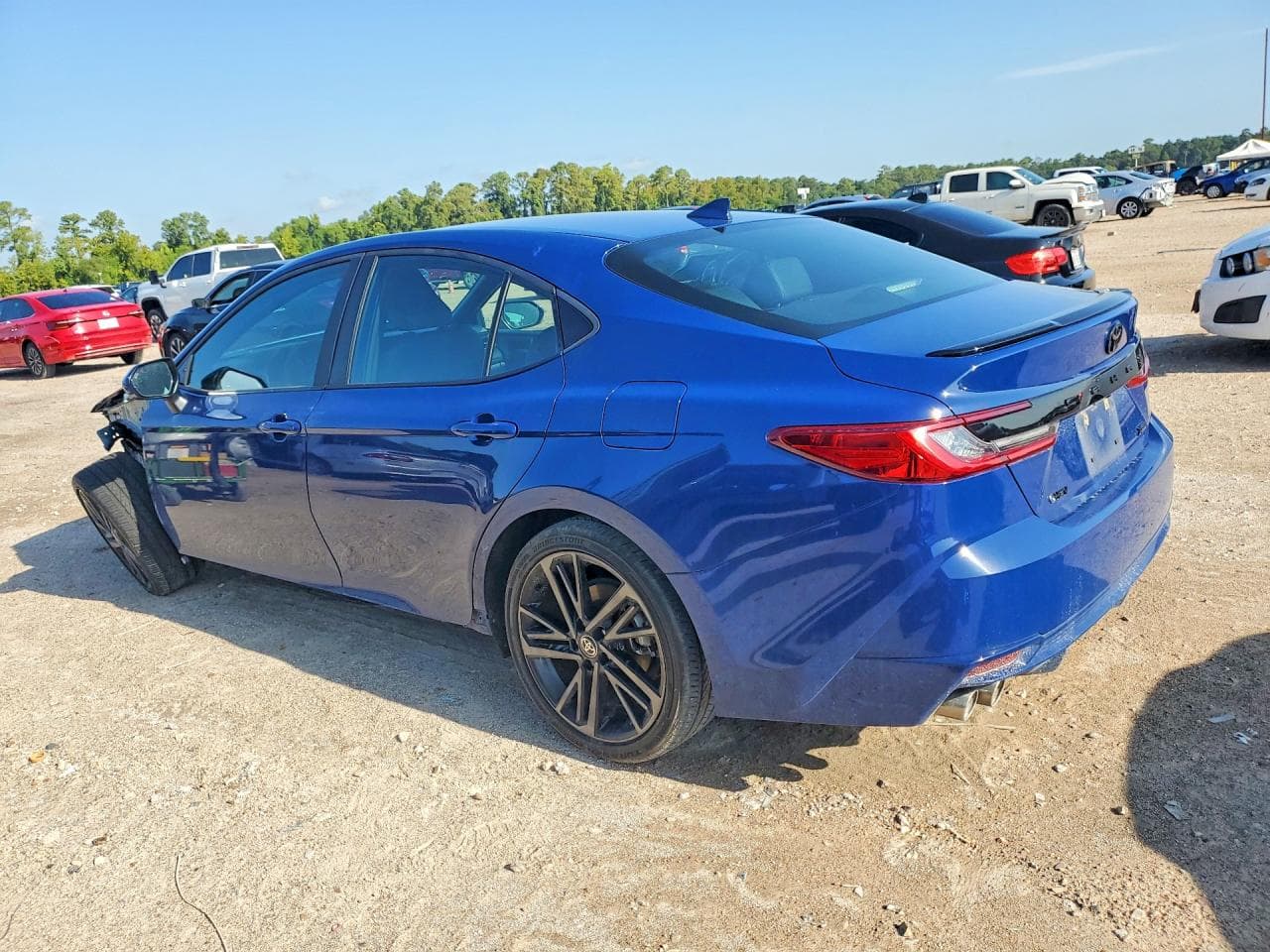 2025 Toyota Camry Xse - foto 2