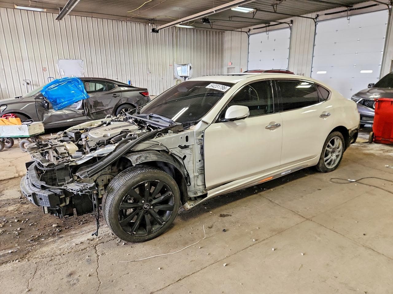 Infiniti Q70 2016 z USA