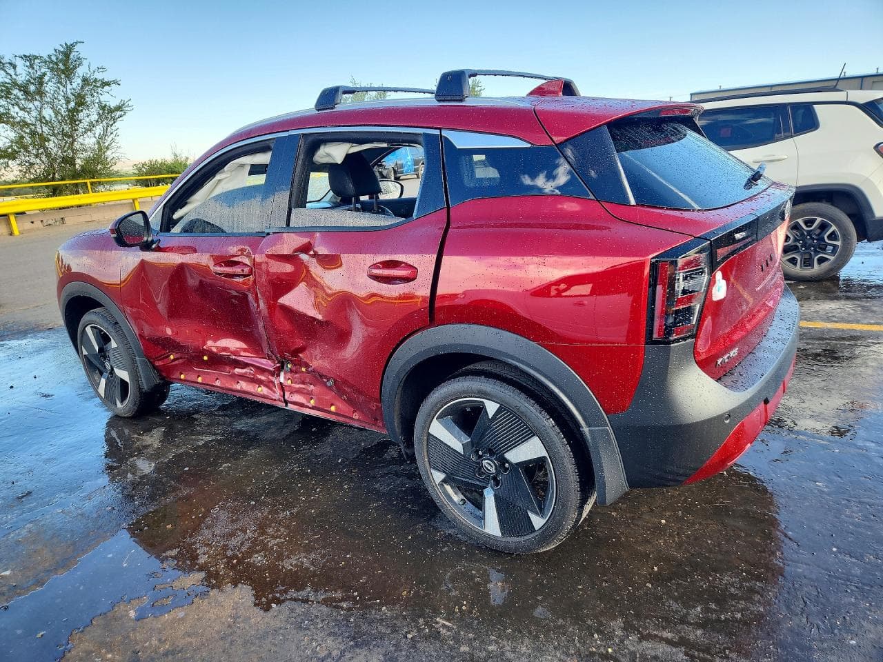 2025 Nissan Kicks Sr - foto 2