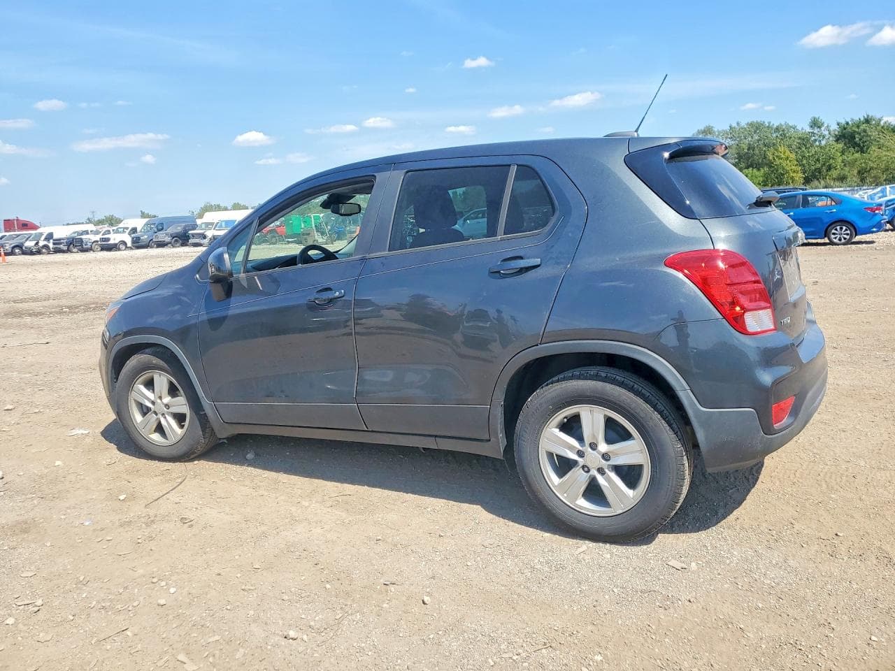 2020 Chevrolet Trax Ls - foto 2