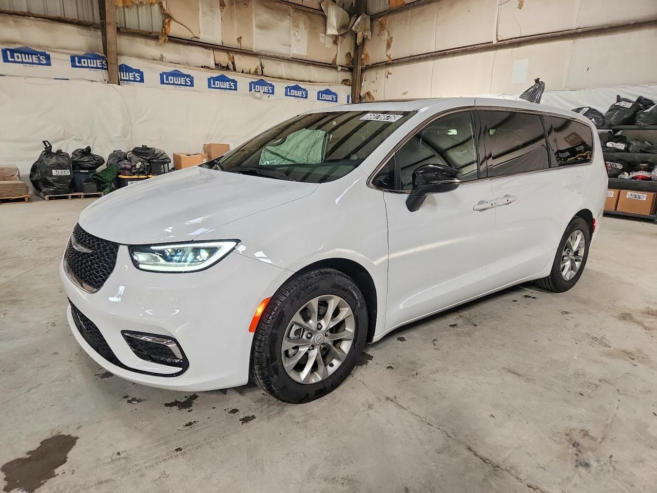 Chrysler Pacifica 2026 z USA