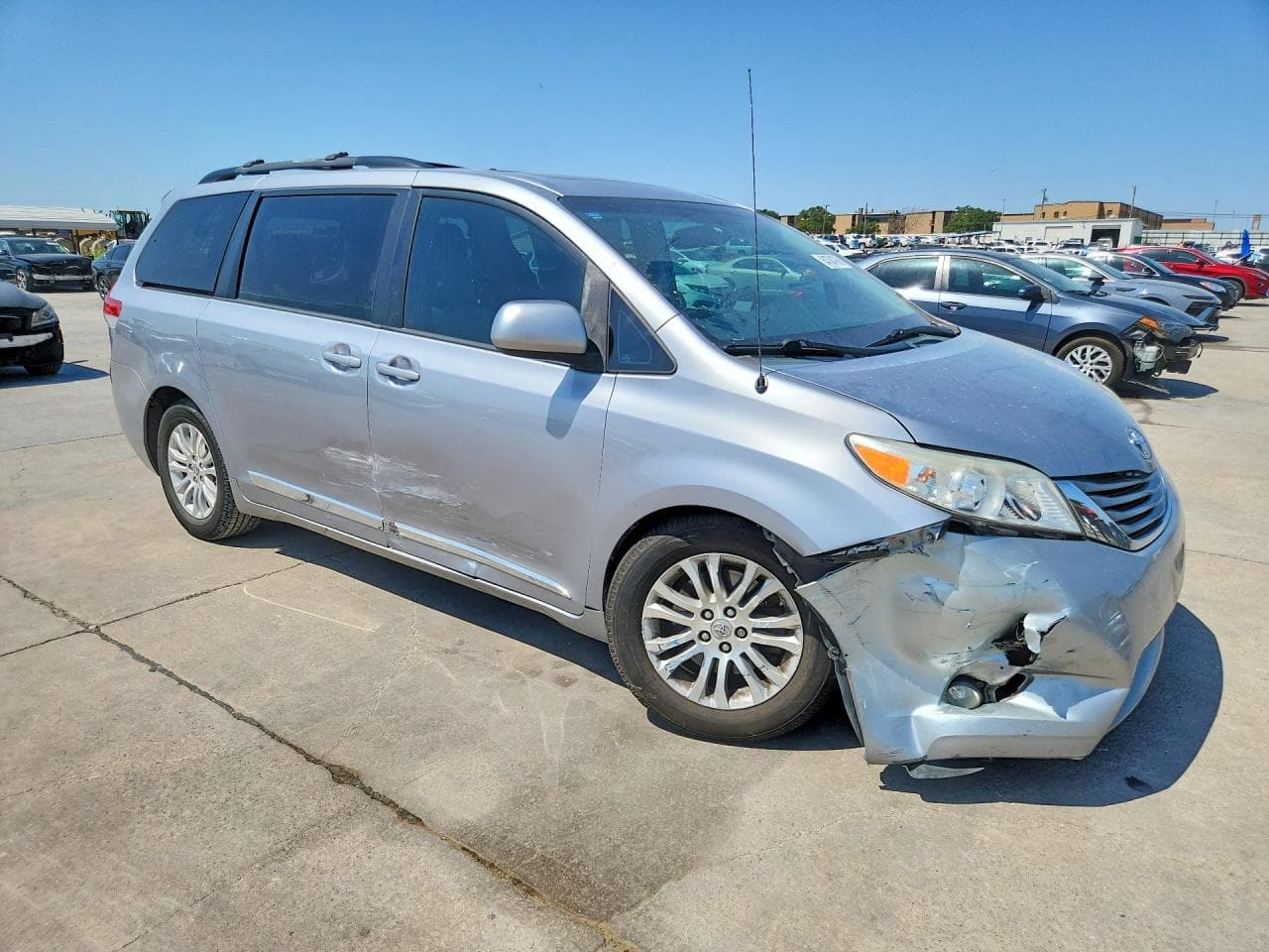 2013 Toyota Sienna Xle 8-Passenger - foto 4