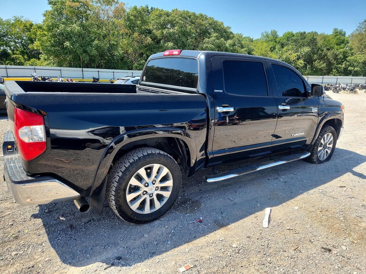 2017 Toyota Tundra - foto 3