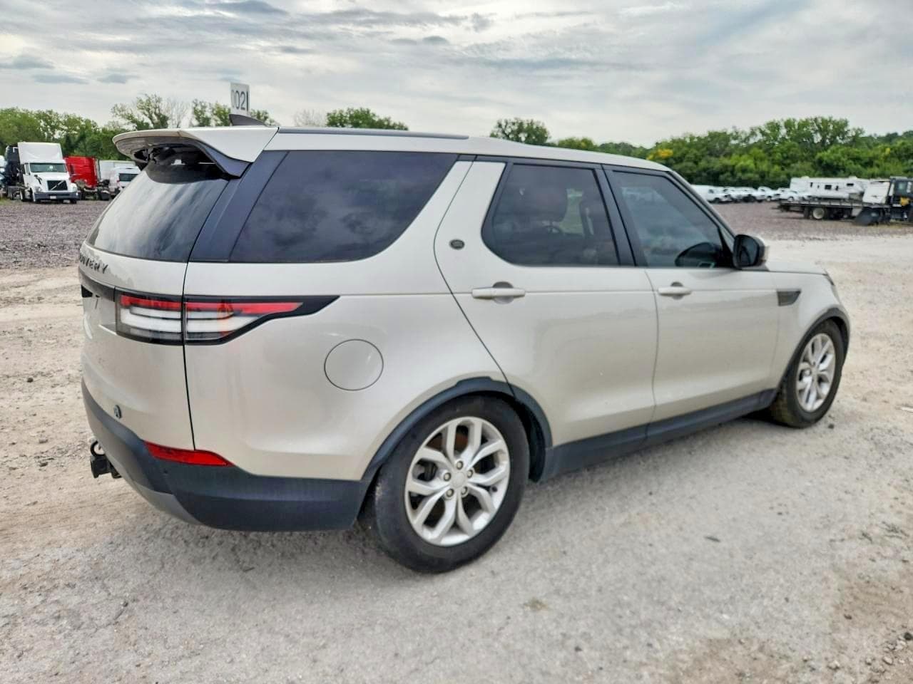 2017 Land Rover Discovery Se - foto 3