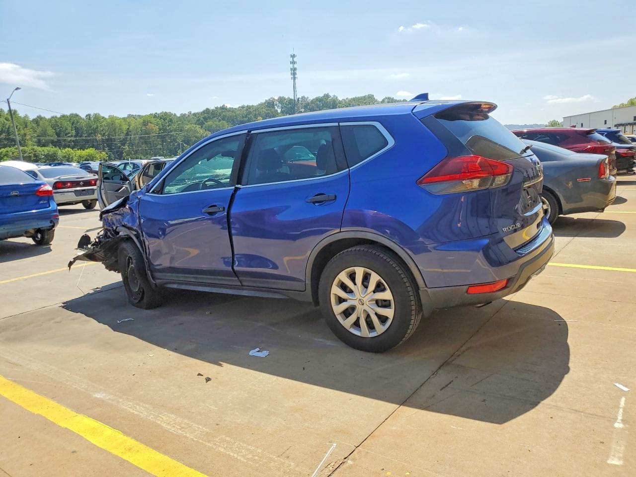 2018 Nissan Rogue S - foto 2