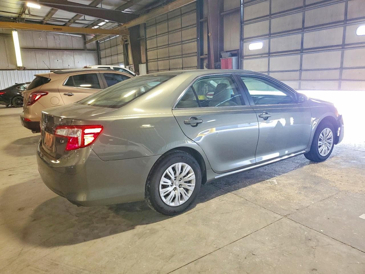 2012 Toyota Camry Le - foto 3