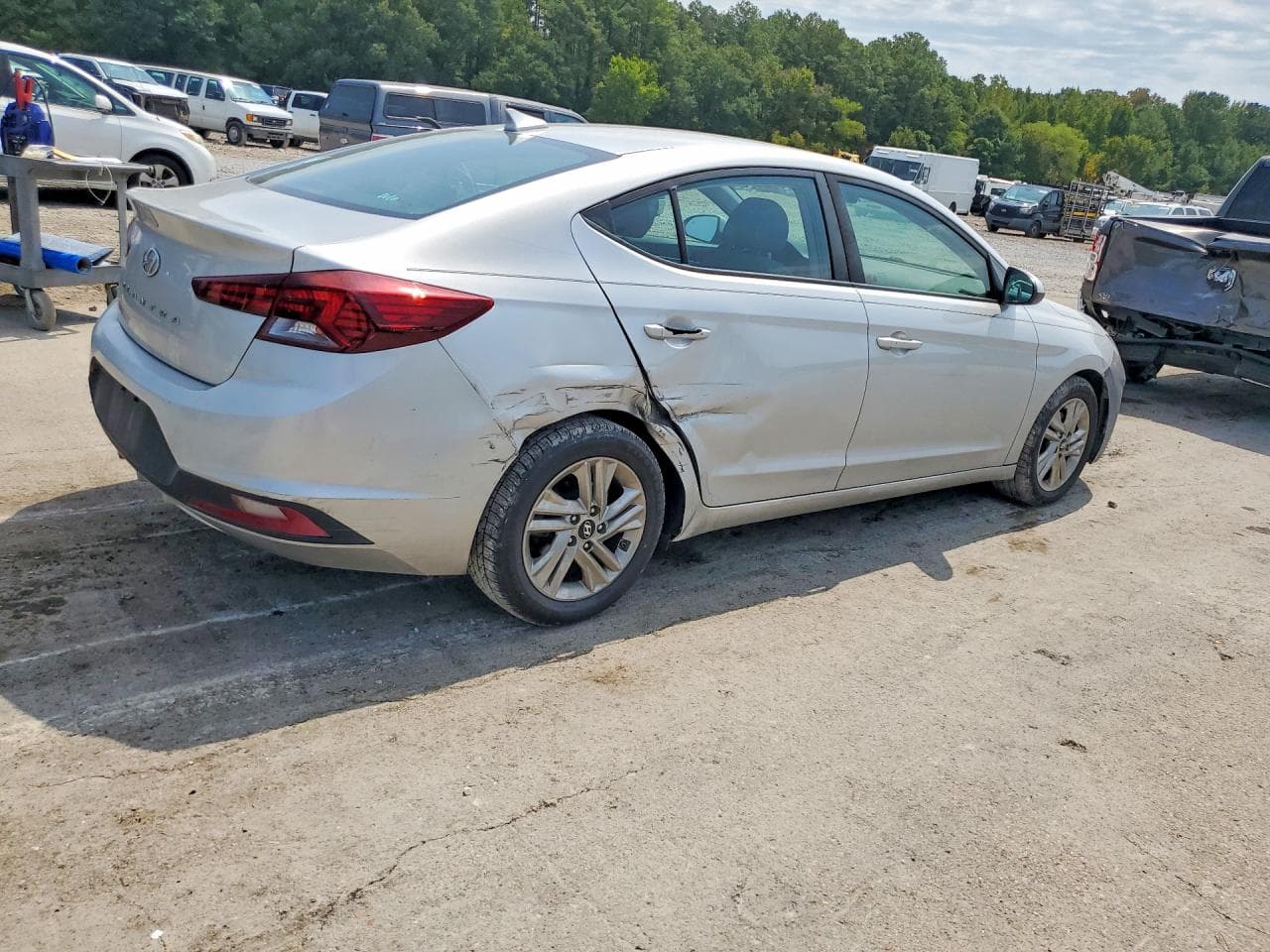 2019 Hyundai Elantra Sel - foto 3