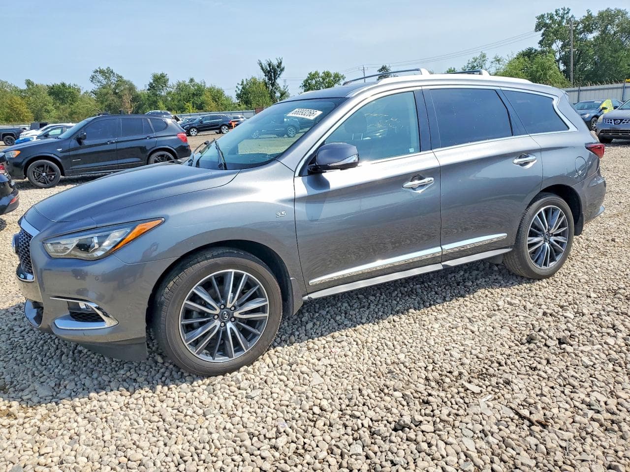 Infiniti QX60 2019 z USA