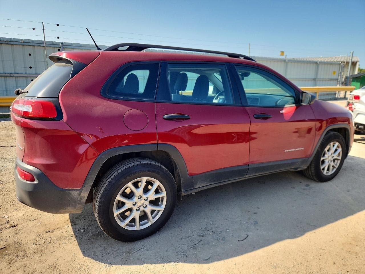 2015 Jeep Cherokee Sport - foto 3