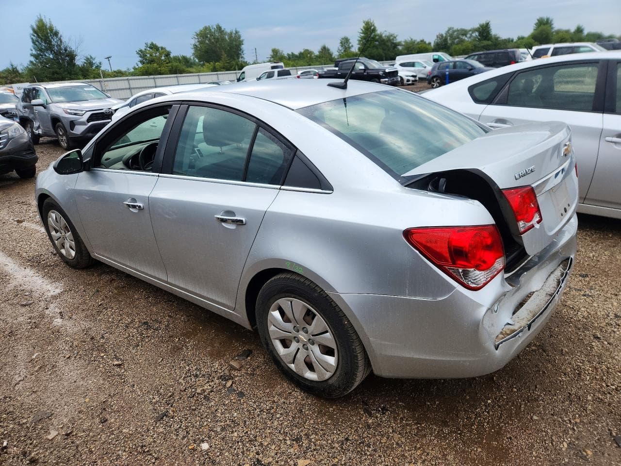 2012 Chevrolet Cruze Ls - foto 2