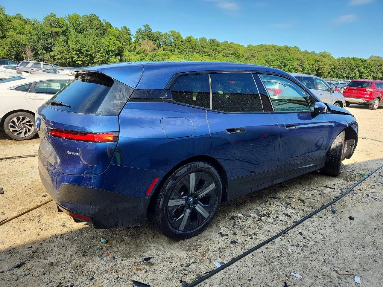2022 BMW Ix xDrive50 - foto 3