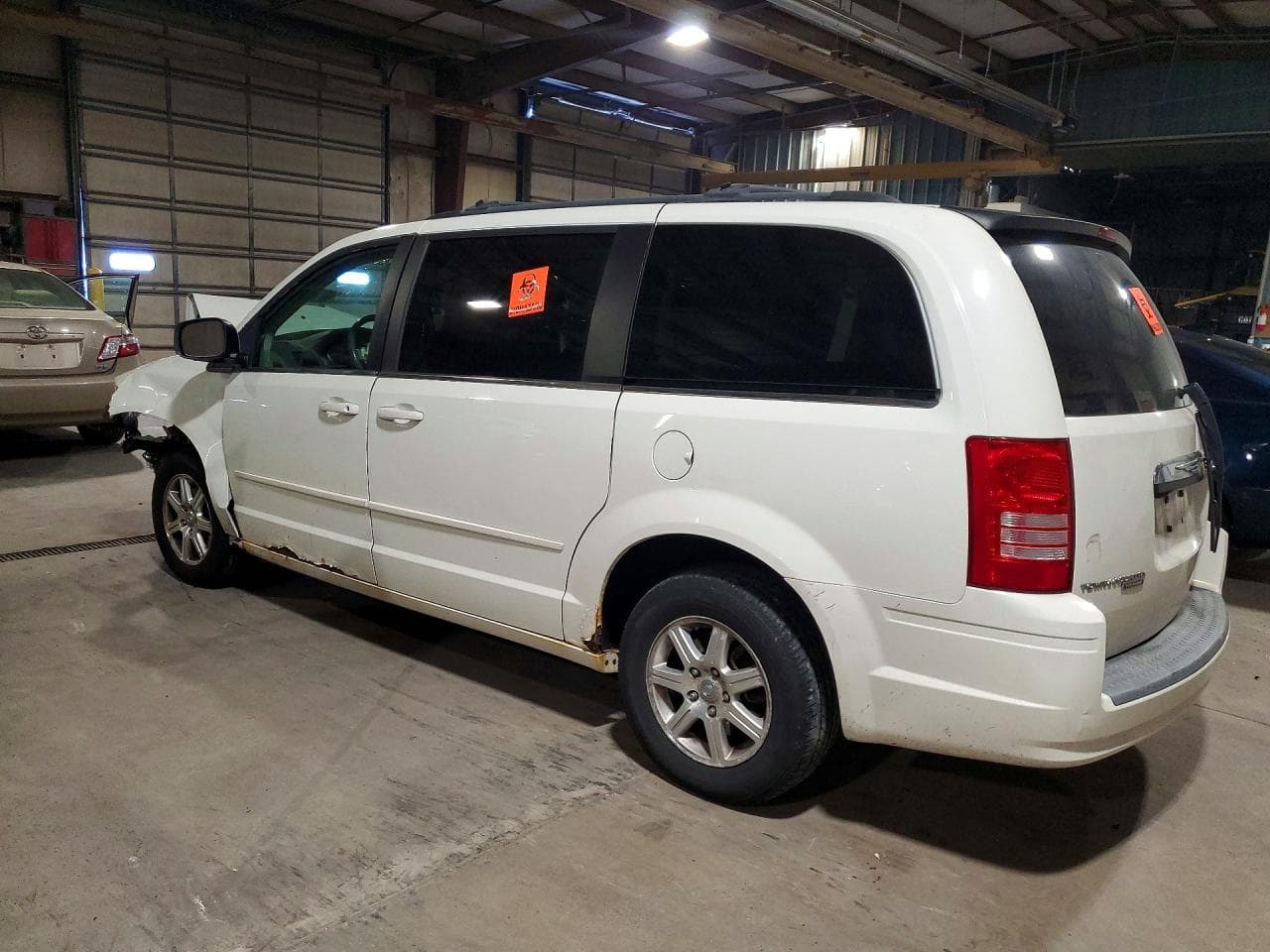 2008 Chrysler Town & Country Touring - foto 2