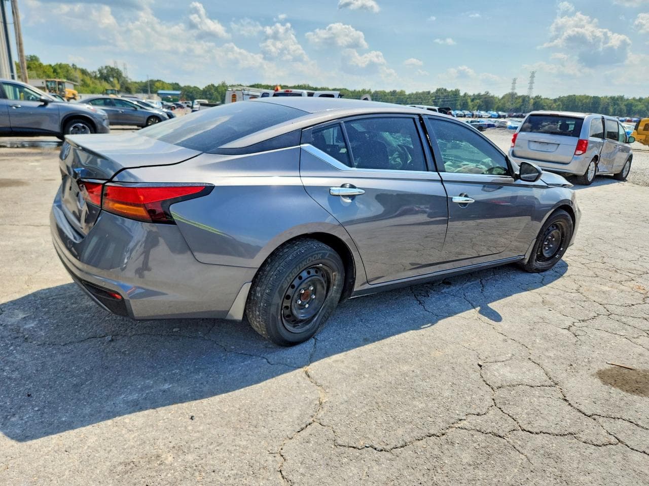 2024 Nissan Alitma - foto 3