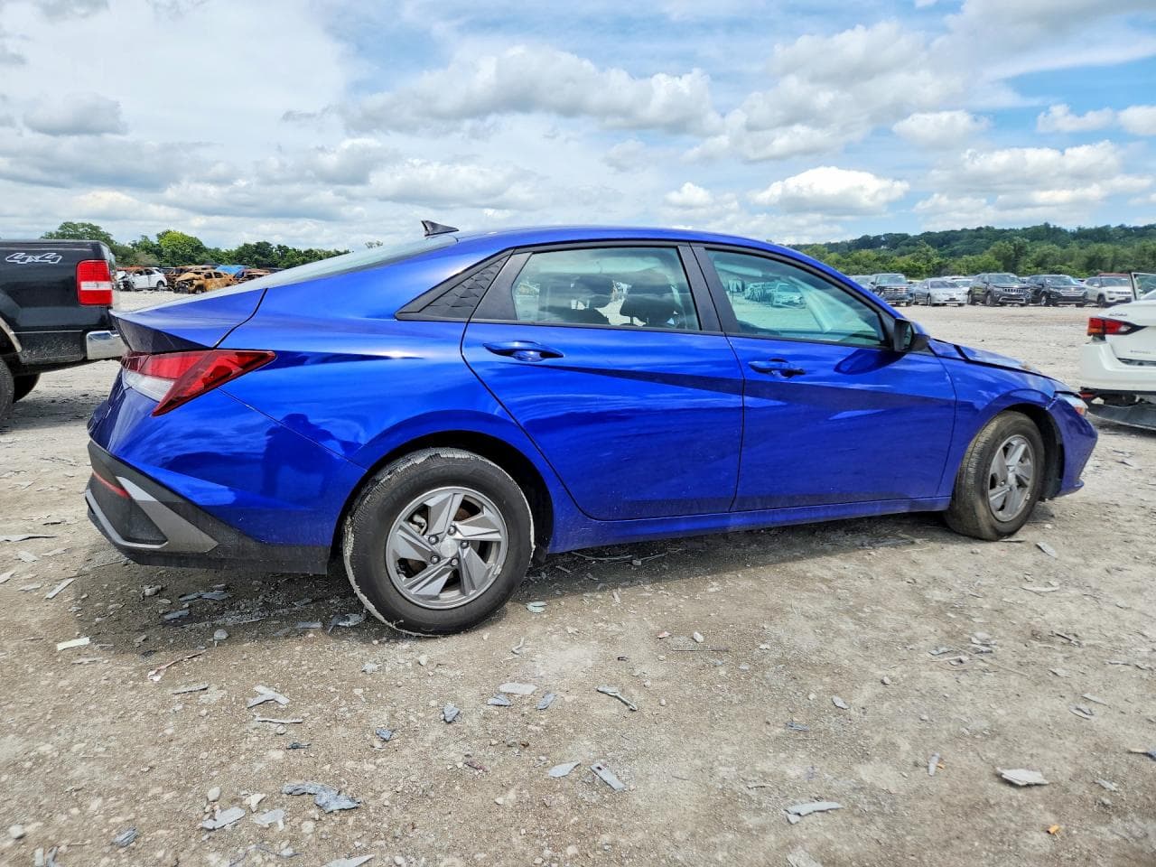 2025 Hyundai Elantra Se - foto 3