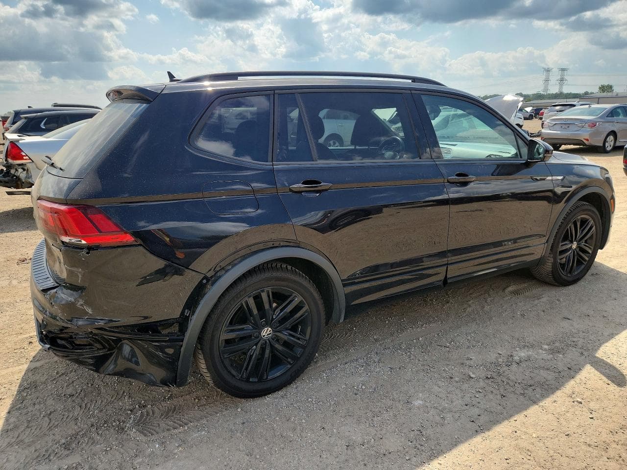 2022 Volkswagen Tiguan Se R-Line Black - foto 3