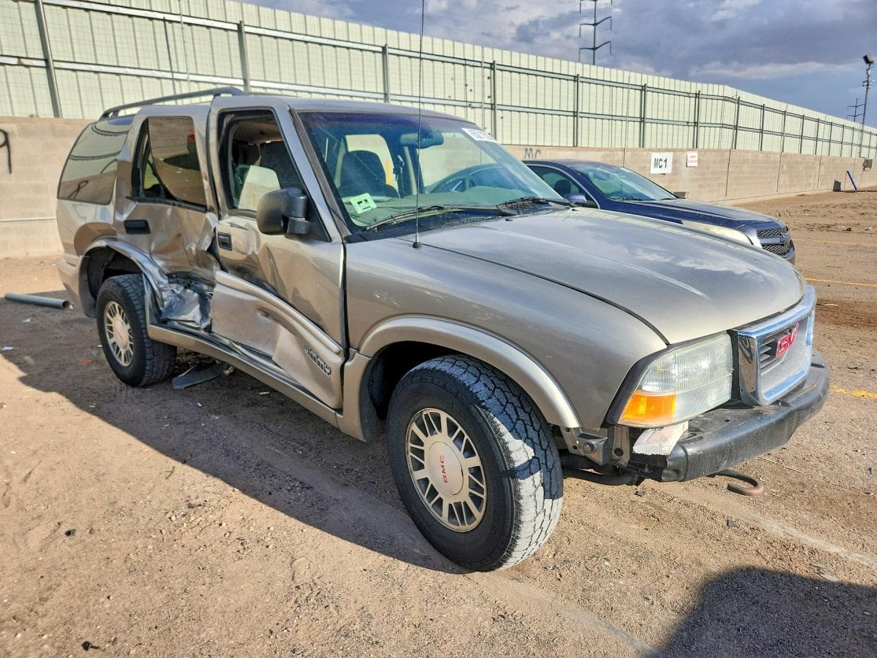 1999 GMC Jimmy - foto 4