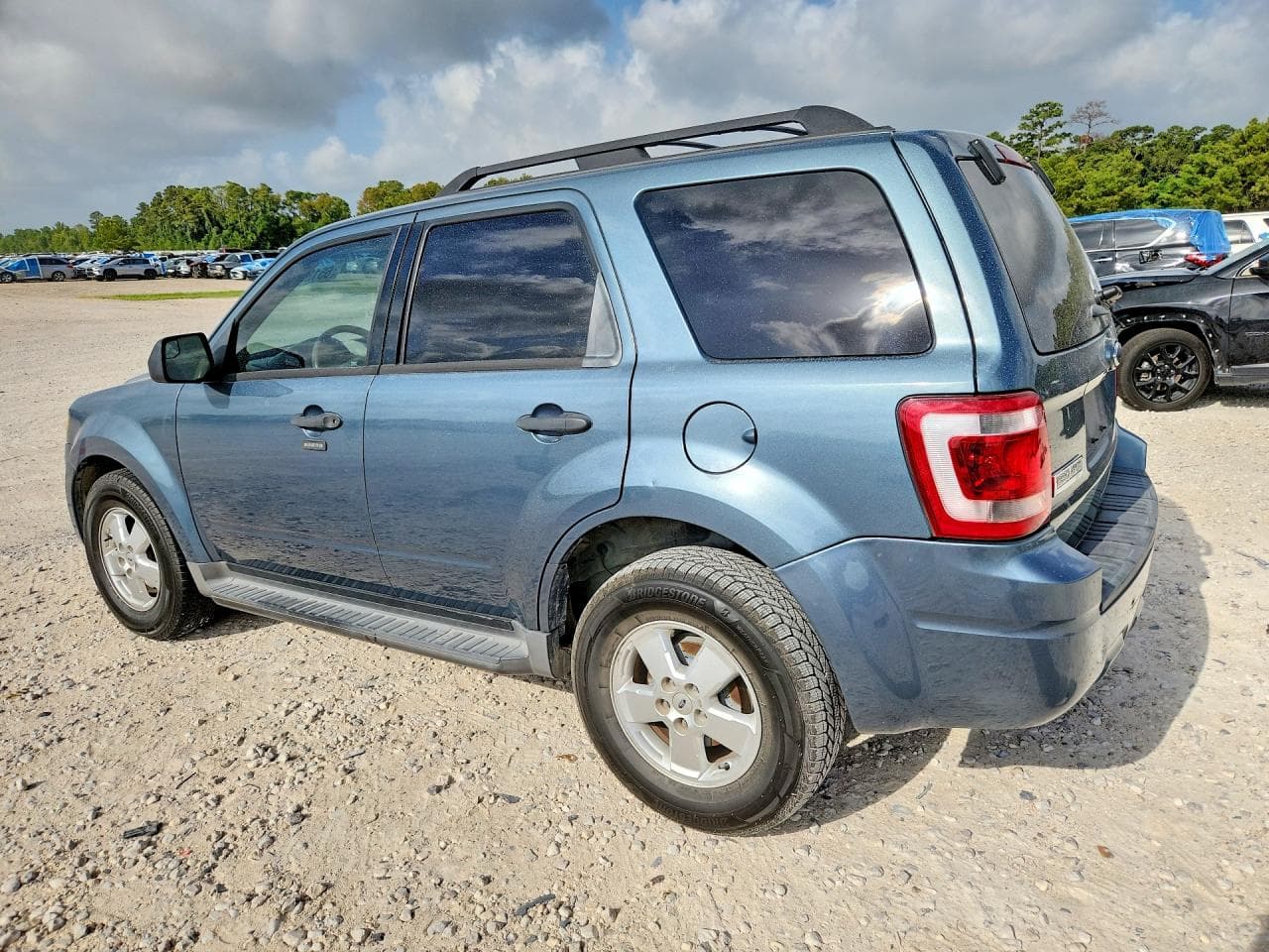 2011 Ford Escape Xlt - foto 2