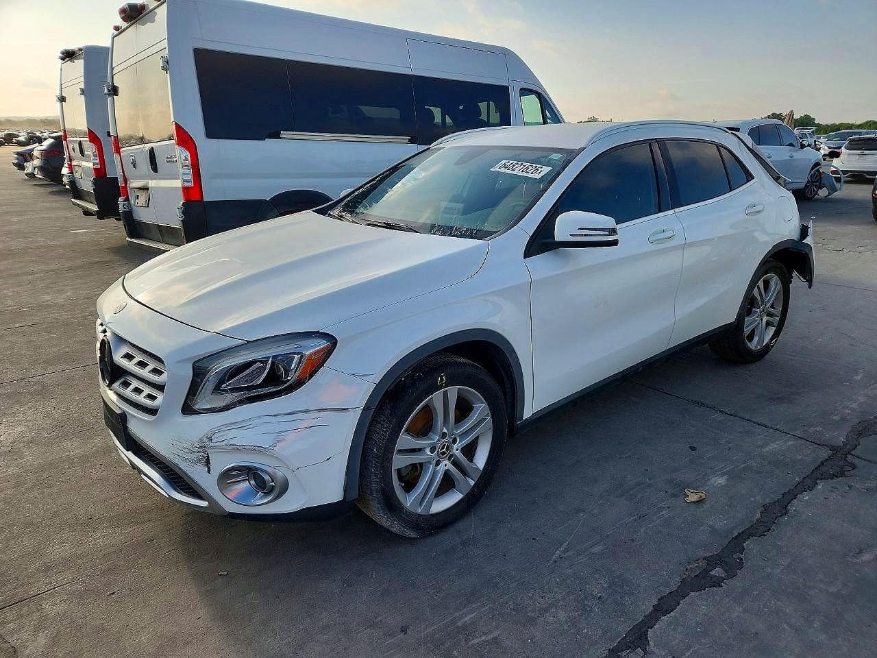 Mercedes-Benz GLA-klasse 2020 z USA