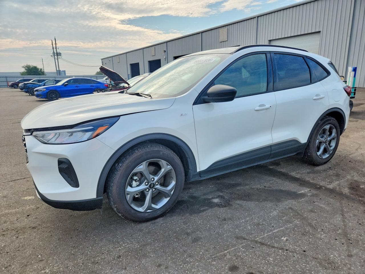 2025 Ford Escape St Line