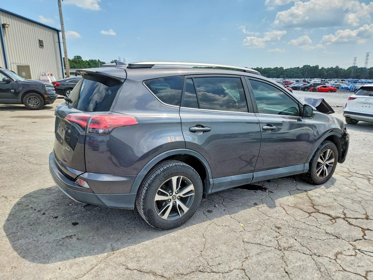 2017 Toyota Rav4 Xle - foto 3