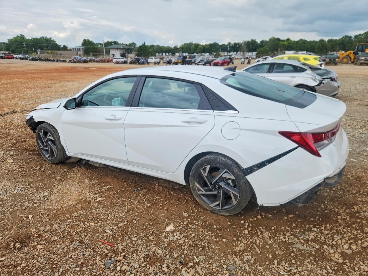 2025 Hyundai Elantra Sel - foto 2