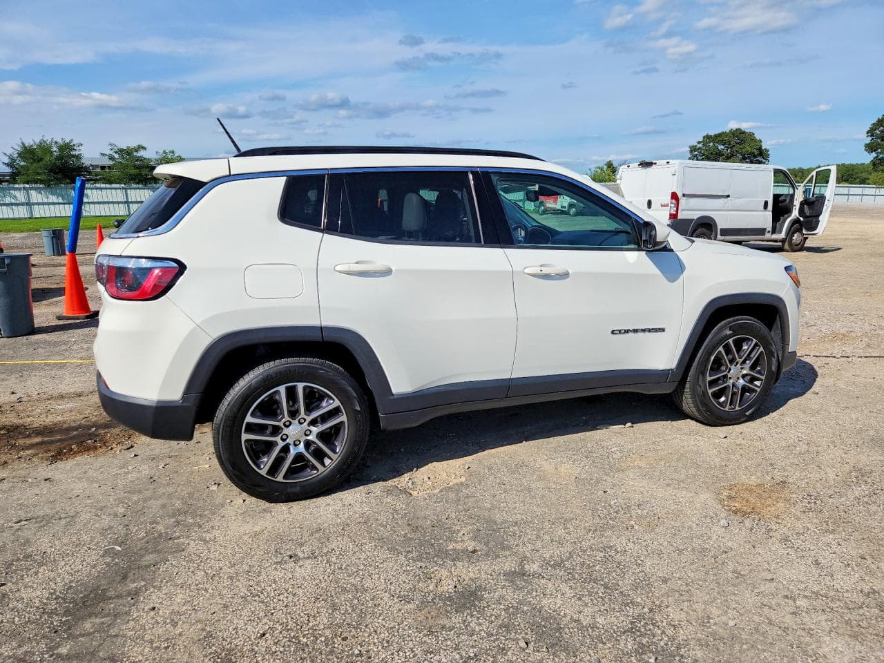 2018 Jeep Compass Latitude - foto 3
