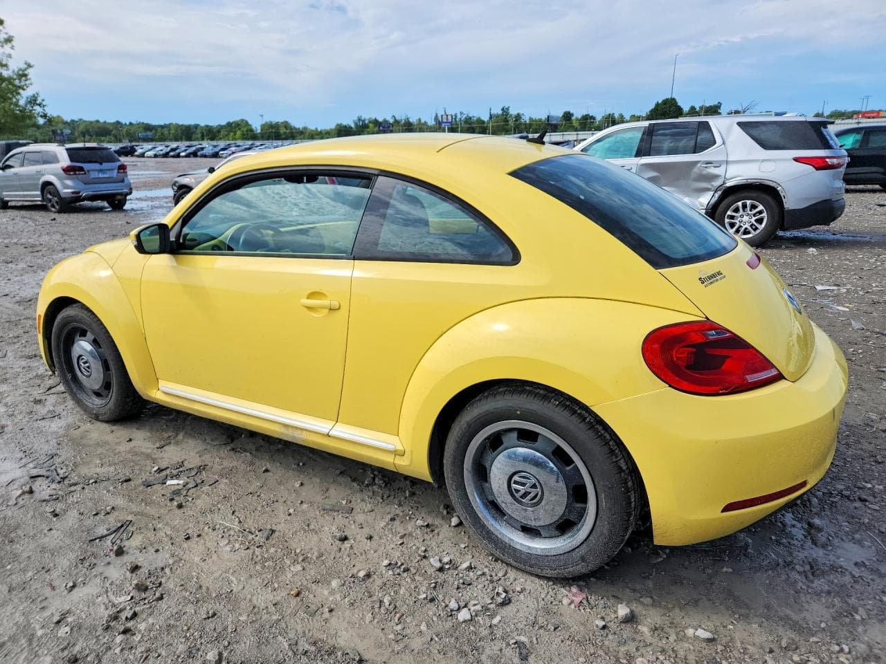 2012 Volkswagen Beetle - foto 2