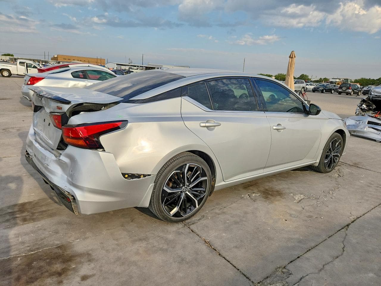 2024 Nissan Altima Sr - foto 3