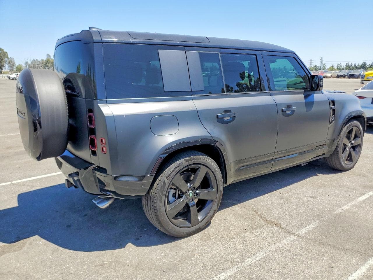 2025 Land Rover Defender 110 X-Dynamic Se - foto 3