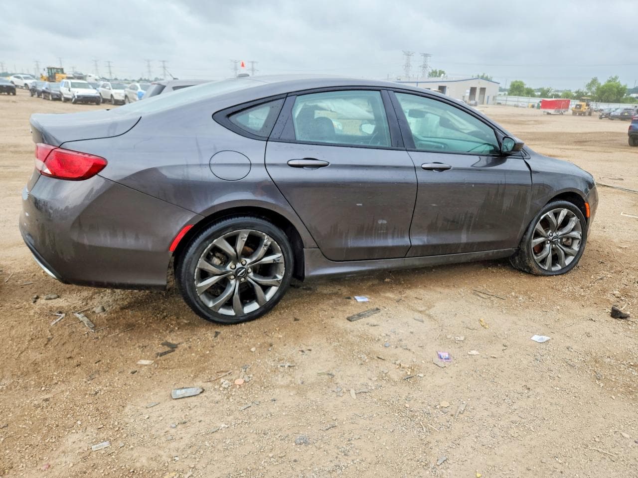 2015 Chrysler 200 S - foto 3