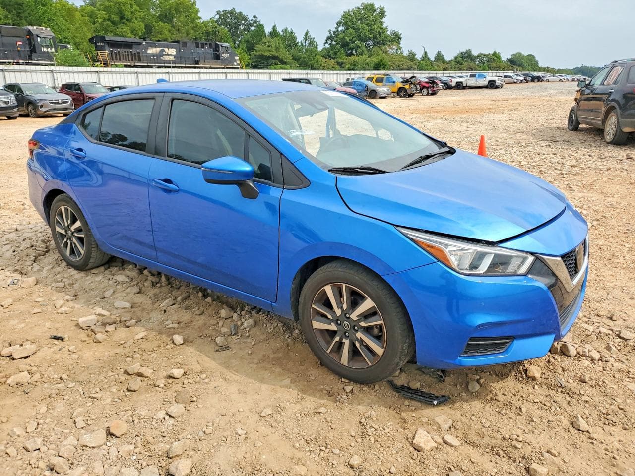 2021 Nissan Versa Sv - foto 4