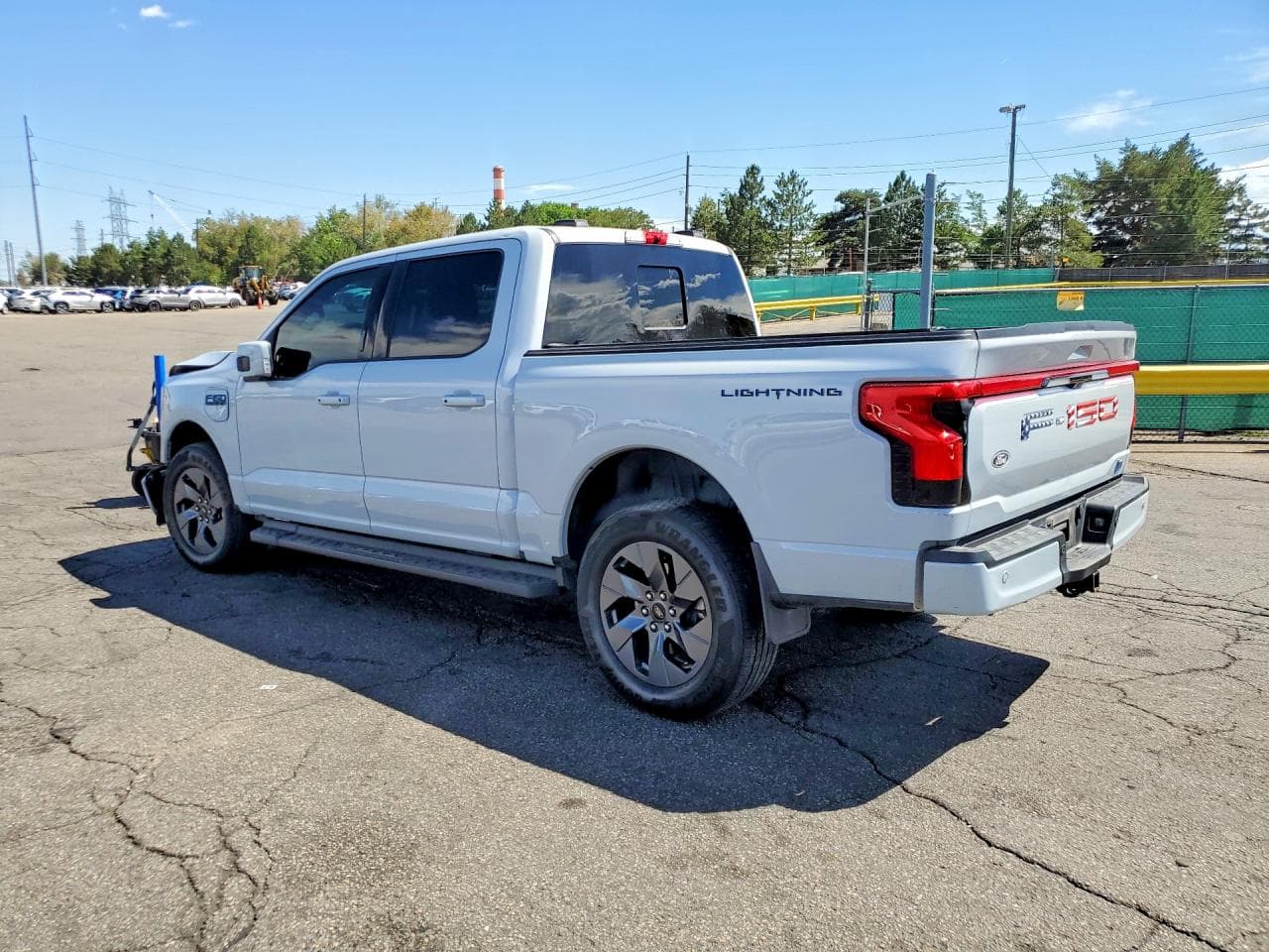 2025 Ford F150 Lightning Lariat - foto 2
