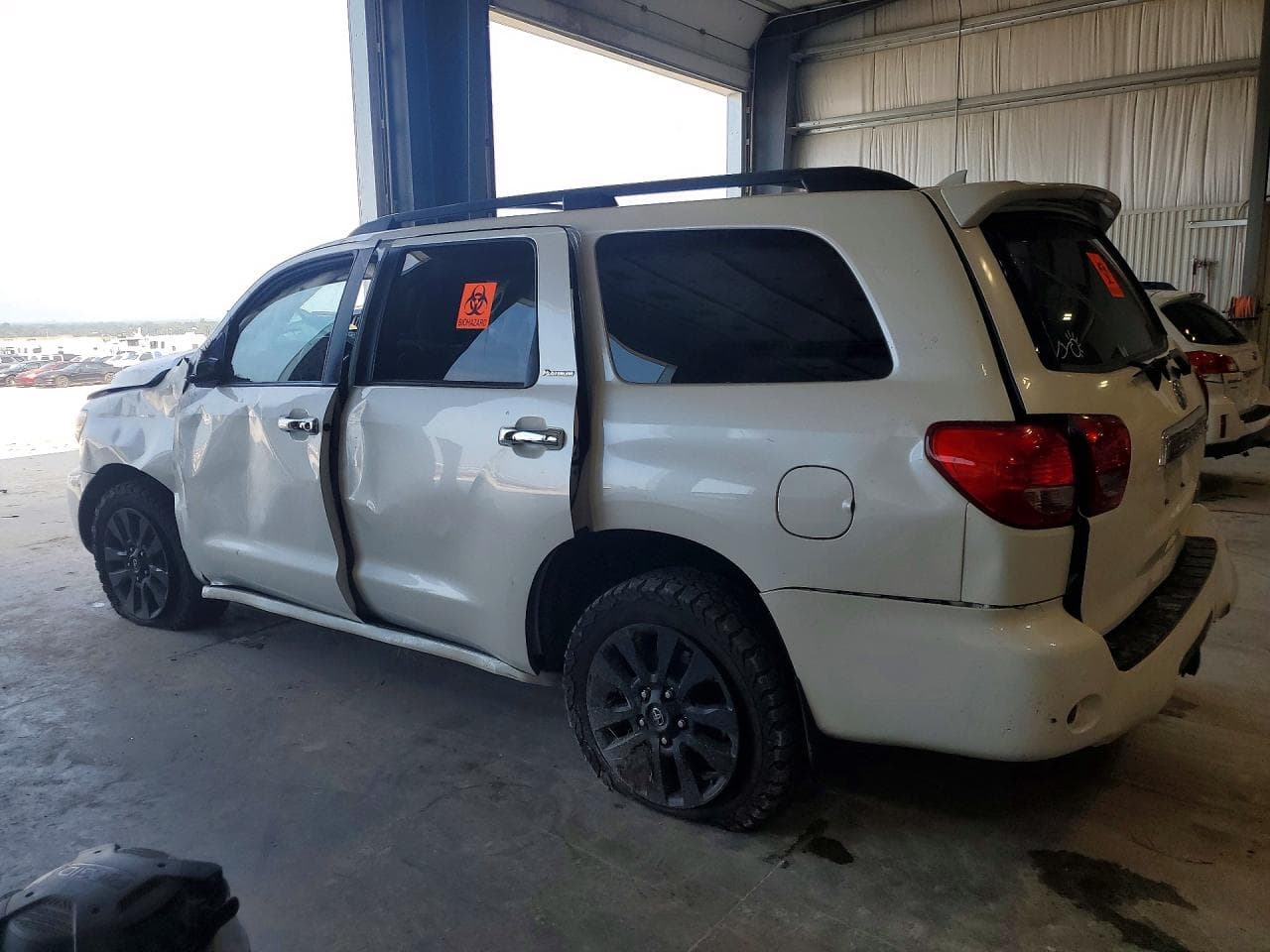 2016 Toyota Sequoia Platinum - foto 2