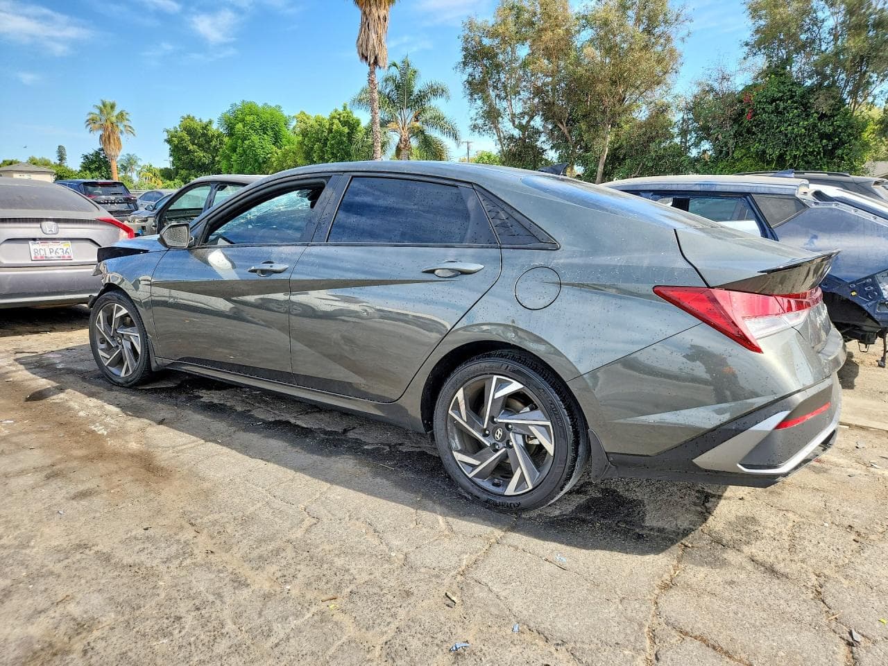 2025 Hyundai Elantra Sel Sport - foto 2