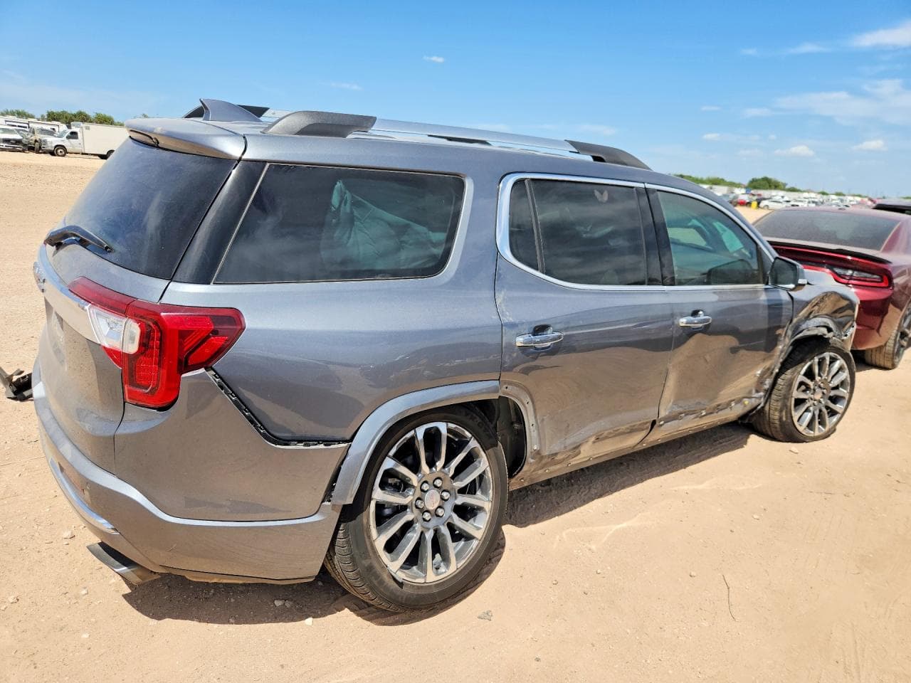 2020 GMC Acadia Denali - foto 3