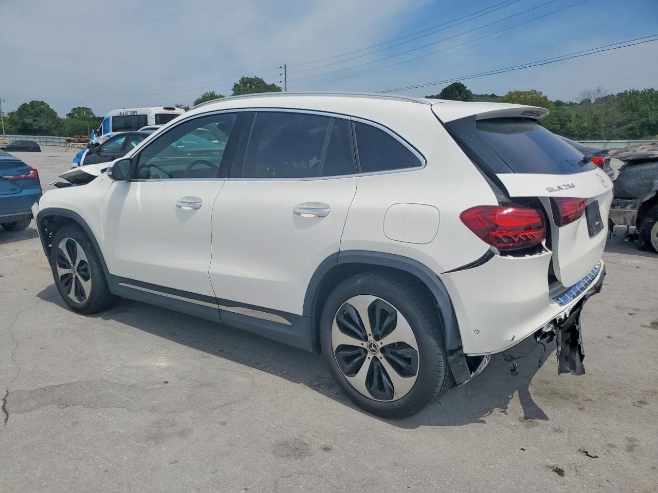 2025 Mercedes-Benz Gla 250 - foto 2