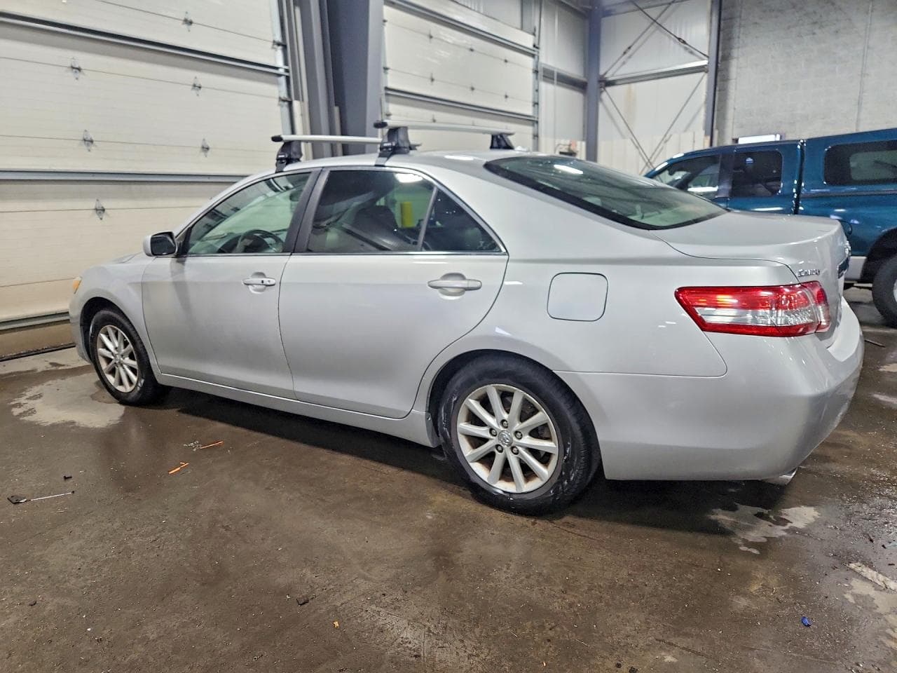 2011 Toyota Camry Xle V6 - foto 2