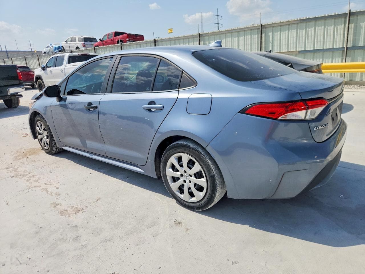 2021 Toyota Corolla Le - foto 2